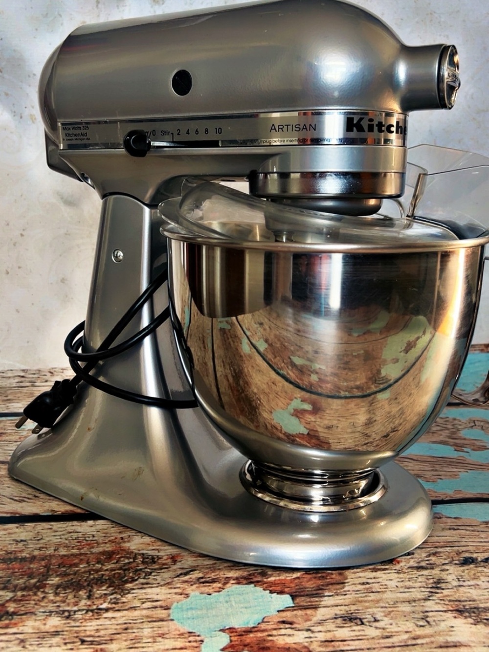 KitchenAid Artisan Metallic Silver Stand Mixer with Stainless Bowl